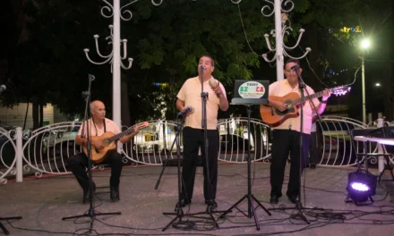 TARDES DE BOLERO REGALA UNA VELADA ALEGRE EN LA GABRIEL LEYVA
