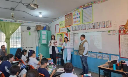 AYUNTAMIENTO DE CULIACÁN PROMUEVE LA PREVENCIÓN DEL DENGUE EN LA COLONIA PLUTARCO ELÍAS CALLES