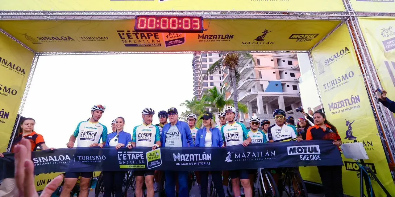 GOBERNADOR ROCHA ENCABEZA BANDERAZO DE LA CARRERA L´ÉTAPE MAZATLÁN BY TOUR DE FRANCE 2025