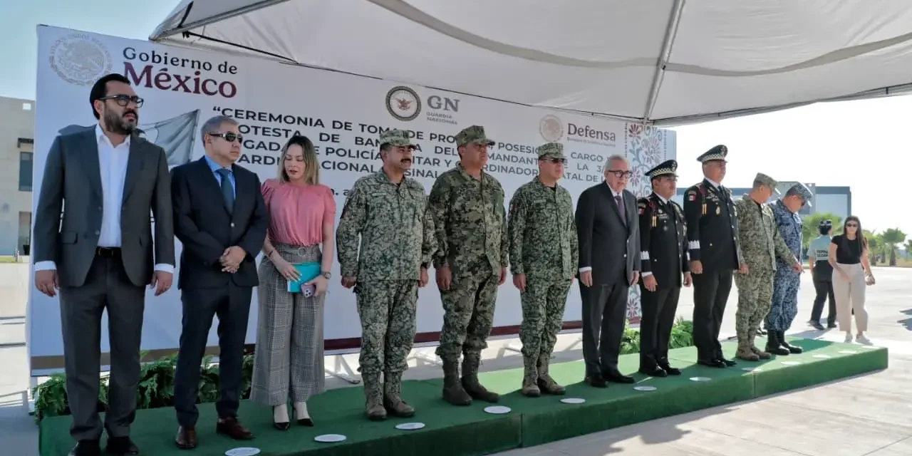 GOBERNADOR ROCHA ACUDE A TOMA DE PROTESTA DE JULICES JULIÁN GONZÁLEZ, COMO NUEVO COORDINADOR DE LA GUARDIA NACIONAL EN SINALOA