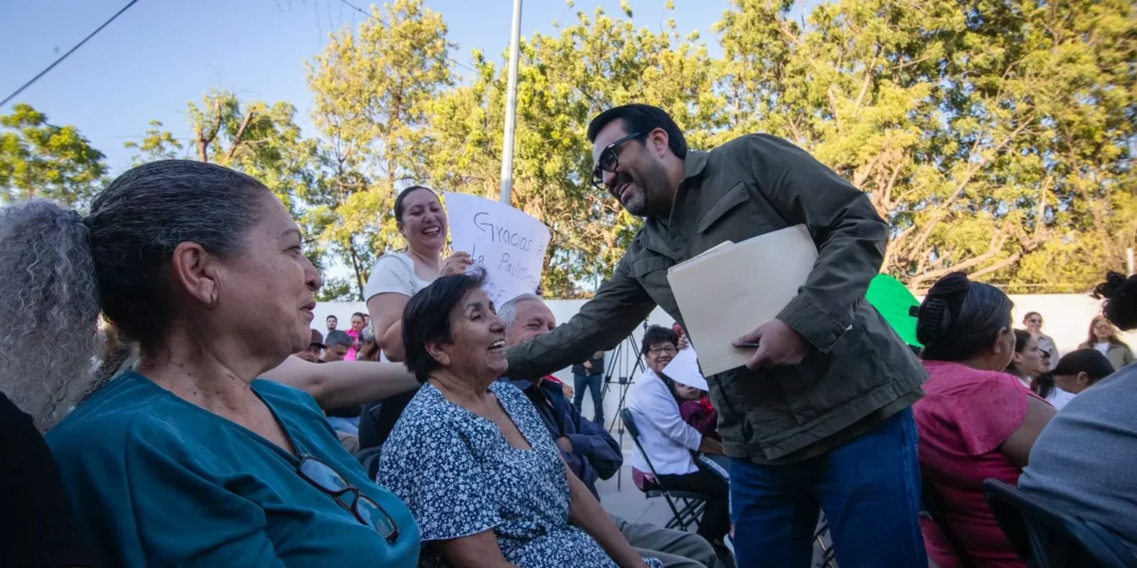 JUAN DE DIOS GÁMEZ ENTREGA VIVIENDAS Y PAVIMENTACIONES EN EL TAMARINDO; “ANTES NO NOS HACÍAN CASO Y NOS CARGABAN EN VUELTAS”