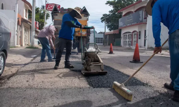 CALLES EN MANTENIMIENTO: REENCARPETADO Y BACHEO SE MANTIENEN ACTIVOS EN LA CIUDAD