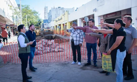 TOMAN PROTESTA A COMITÉ DE PARTICIPACIÓN CIUDADANA DEL PROYECTO DE REHABILITACIÓN DE LA CALLE CONCRETO ESTAMPADO ÁNGEL FLORES