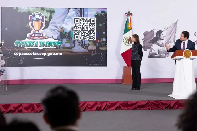 GOBIERNO DE MÉXICO PRESENTA 74 MUNDIALITOS Y COPAS DE FUTBOL