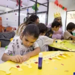 CUENTOS, CORONAS Y ROSCA: NIÑAS Y NIÑOS DISFRUTAN “LA HORA DEL CUENTO” EN LA BIBLIOTECA ROSA MARÍA PERAZA
