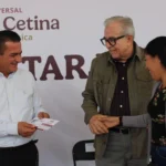 NAVOLATO RECONOCE AL GOBERNADOR RUBÉN ROCHA MOYA POR LA ENTREGA DE BECAS RITA CETINA