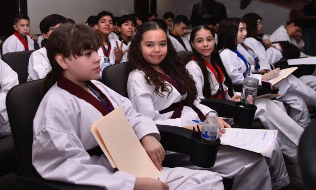 SINALOA FORTALECE SU CUERPO ARBITRAL DE TAEKWONDO RUMBO A LA OLIMPIADA NACIONAL CONADE 2026