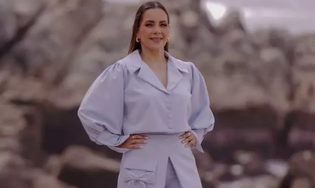 S.G.M. KARINA DUEÑAS, REINA DE PLATA DE LOS JUEGOS FLORALES