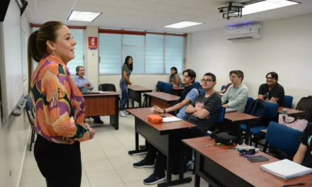 LLEVA LA FACULTAD DE HISTORIA DE LA UAS LA DIFUSIÓN DEL CONOCIMIENTO A LAS PREPARATORIAS Y OTROS SUBSISTEMAS, PARA QUE CREZCA EL INTERÉS POR ESTA DISCIPLINA