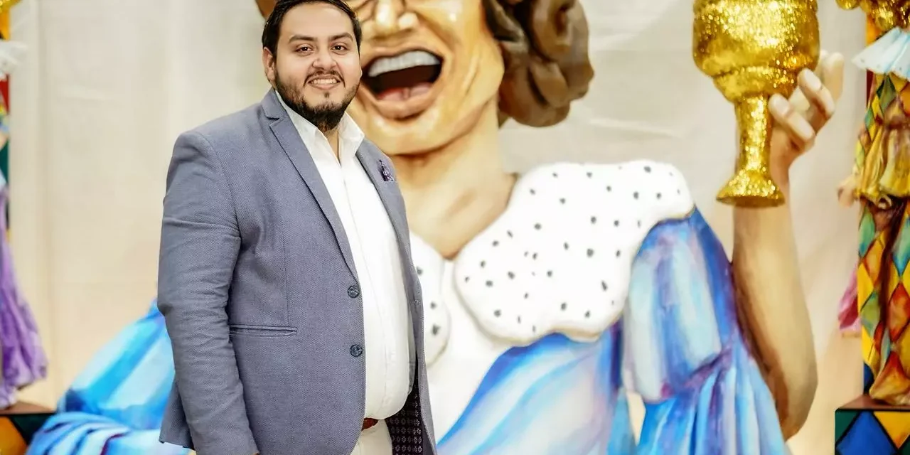 LUIS ANTONIO RÍOS GONZÁLEZ “MOMO”:  CREAR DESDE LA MEMORIA, VESTIR DESDE EL ALMA