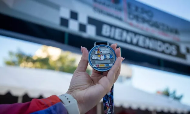 BANDERAZO DEL ARRANQUE DEL MARATÓN INTERNACIONAL DE CULIACÁN