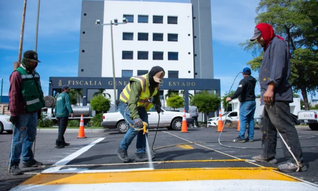 MEJORAN VIALIDADES EN VILLAS DEL MANANTIAL Y REFUERZAN SEGURIDAD PEATONAL EN BULEVAR ENRIQUE SÁNCHEZ ALONSO