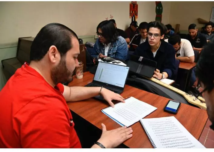 LA UAS LANZA LA PRIMERA MAESTRÍA PÚBLICA EN ARMONÍA MODERNA Y PRODUCCIÓN MUSICAL DEL PAÍS, ANTE LAS NUEVAS EXIGENCIAS DEL MERCADO GLOBAL