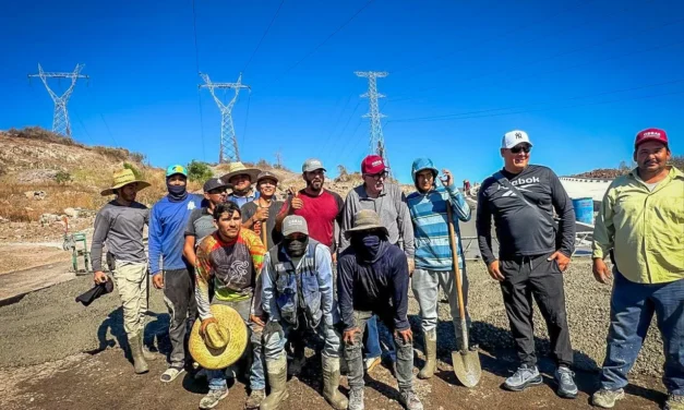 CONSTATA GOBERNADOR ROCHA AVANCE DEL 60 POR CIENTO DEL ENLACE AGRICULTORES CON LA COSTERITA, EN CULIACÁN