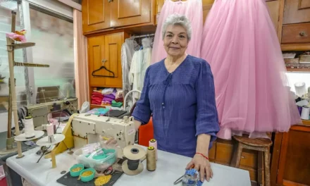 SODELVA RÍOS, LA MEMORIA BORDADA DEL CARNAVAL DE MAZATLÁN