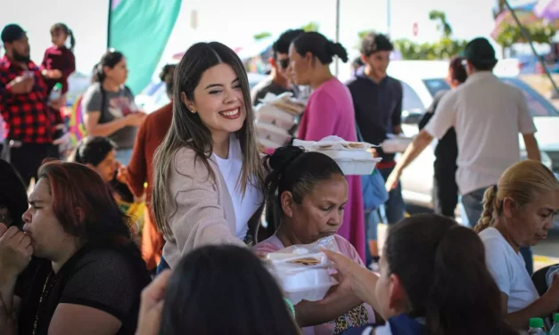 ¡UNA MANO AMIGA! DIF CULIACÁN COMPARTE 300 PLATILLOS DE ALIMENTO CALIENTE A FAMILIAS EN EL HOSPITAL GENERAL