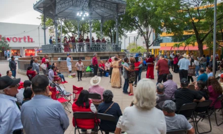 VIERNES DE BANDA LLENA DE MÚSICA Y ALEGRÍA LA PLAZUELA OBREGÓN