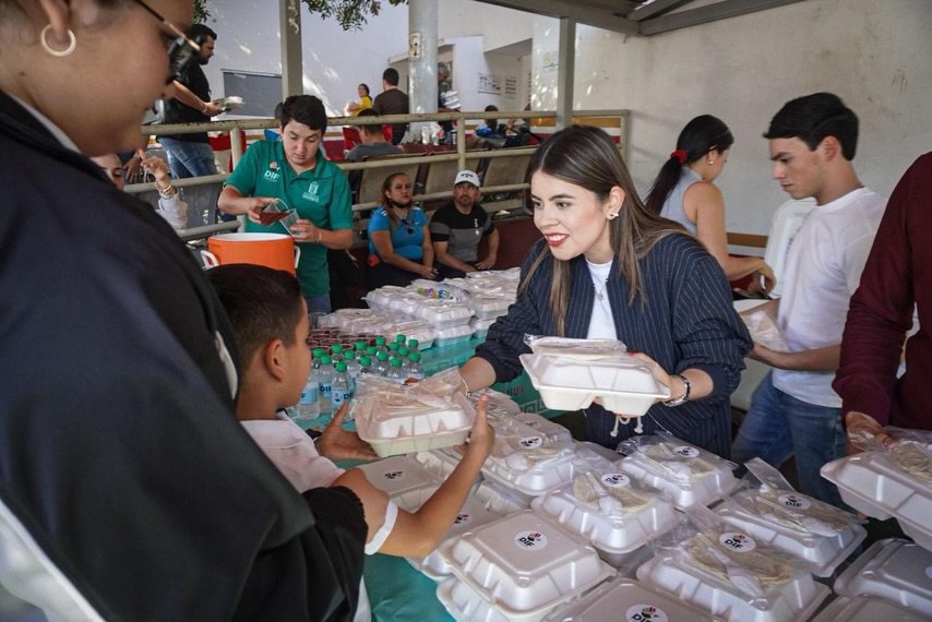 ALIMENTO, ACOMPAÑAMIENTO Y ATENCIÓN CERCANA BRINDA DIF CULIACÁN A FAMILIAS EN EL ISSSTE A TRAVÉS DEL PROGRAMA ALAJIBUA