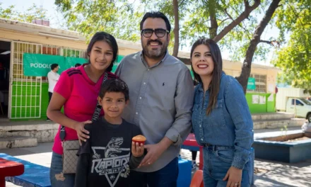 ACOMPAÑA JUAN DE DIOS GÁMEZ JORNADA DE SALUD Y SERVICIOS DE DIF BIENESTAR EN CHULAVISTA Y SOSTIENE DIÁLOGOS POR EL BIENESTAR EN LA PUERTA