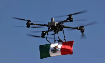 ENCABEZA GOBERNADOR ROCHA LA CONMEMORACIÓN DEL DÍA DE LA BANDERA