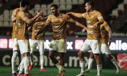 CHOQUE DE ALTOS VUELOS PARA DORADOS