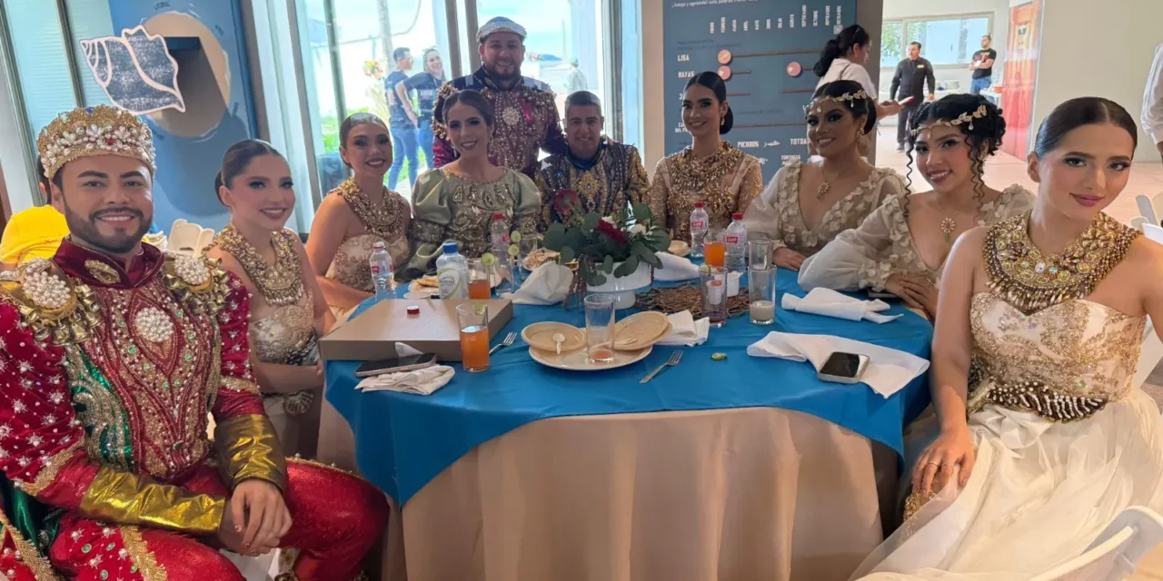 ENTRE CORONAS Y SONRISAS CONVIVEN LOS CORTEJOS REALES ANTES DE LOS DESFILES DEL CARNAVAL MAZATLÁN 2026