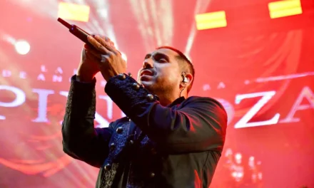 ESPINOZA PAZ HACE HISTORIA EN EL CIERRE DEL CARNAVAL DE GUAMÚCHIL CON RÉCORD DE ASISTENCIA Y UNA NOCHE MÁGICA