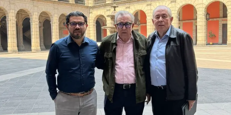 SE CONSTRUYEN SOLUCIONES PARA LA COMERCIALIZACIÓN DEL MAÍZ DE SINALOA: GOBERNADOR ROCHA