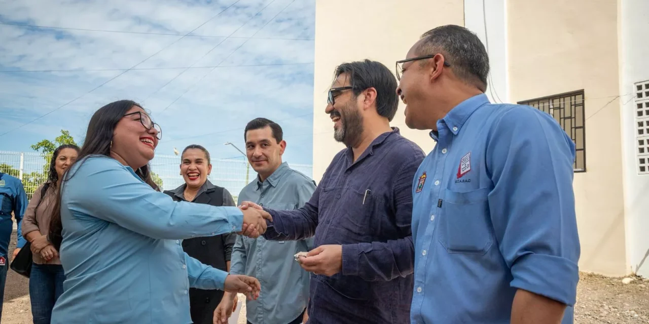 “SE ACABARON LAS RENTAS”: BENEFICIARIOS AGRADECEN ENTREGA DE DEPARTAMENTOS POR PARTE DE JUAN DE DIOS GÁMEZ