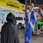 AL RITMO DE TAMBORA ARDE NAWAT ITSARAGRISIL Y EMOCIONA AL PUEBLO EN LA QUEMA DEL MAL HUMOR