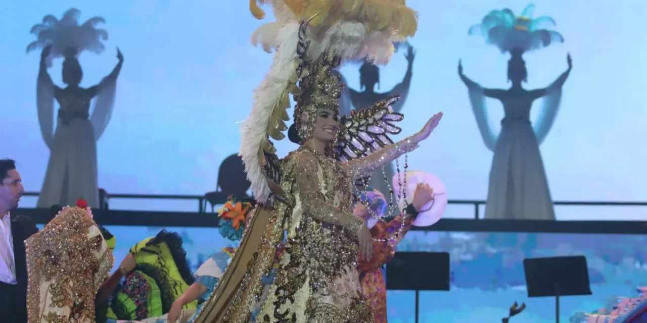 ENEYDA ROCHA Y ESTRELLA PALACIOS CORONAN A ANAHÍ I, REINA DEL CARNAVAL DE MAZATLÁN “ARRIBA LA TAMBORA”