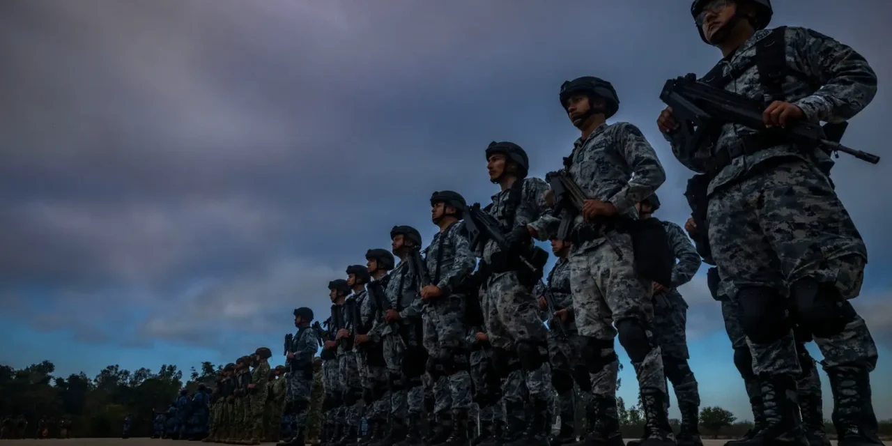 ASISTE EL GOBERNADOR ROCHA MOYA A LA INSTALACIÓN DE LA NOVENA ZONA AÉREA MILITAR EN CULIACÁN