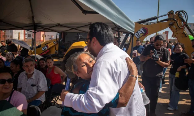 ARRANCAN TRABAJOS DE PAVIMENTACIÓN EN EL BULEVAR HACIENDA DEL VALLE, EN LA COLONIA CUMBRES DEL SUR
