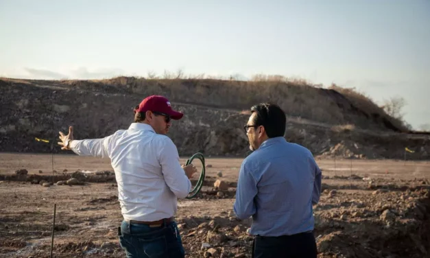 ¡YA ESTÁ EN MARCHA! JUAN DE DIOS GÁMEZ SUPERVISA CONSTRUCCIÓN DE NUEVA SECUNDARIA TÉCNICA EN ALTURAS DEL SUR