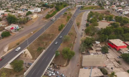 AYUNTAMIENTO DE CULIACÁN TRANSFORMA EL PUENTE DE LA ÁLVARO OBREGÓN CON LIMPIEZA, ILUMINACIÓN Y MEJORAS URBANAS