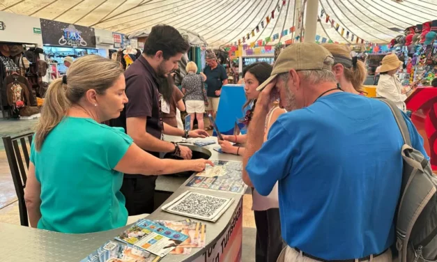 ENTRE ESCALAS, MÁS DE 1800 CRUCERISTAS DESCUBREN LA RIQUEZA DEL GRAN ACUARIO MAZATLÁN
