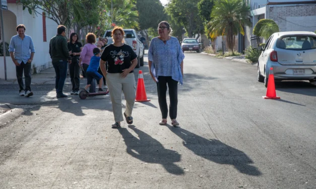 CALLES DE VILLAS DEL MANANTIAL DEJAN ATRÁS EL DETERIORO CON NUEVO PAQUETE DE PAVIMENTACIÓN