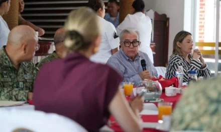 GOBERNADOR RUBÉN ROCHA Y PRESIDENTA ESTRELLA PALACIOS REFUERZAN ESTRATEGIAS DE SEGURIDAD EN MAZATLÁN