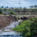 REFUERZA AYUNTAMIENTO DE CULIACÁN LIMPIEZA Y DESAZOLVE EN ARROYOS Y DRENES DE LA CIUDAD