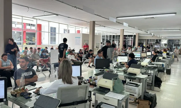 CON ALTA AFLUENCIA REPORTAN LAS 46 OFICINAS DE RECAUDACIÓN DEL SATES EN EL ESTADO, APROVECHANDO DESCUENTOS DE HASTA UN 75 %