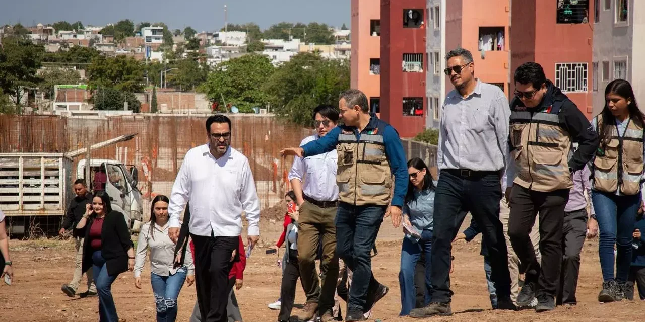 SUPERVISAN AVANCES DE LA CONSTRUCCIÓN DE VIVIENDAS DEL BIENESTAR; HAY 6 MIL YA CONTRATADAS EN CULIACÁN Y EN JUNIO ESTARÍAN ENTREGANDO LAS PRIMERAS