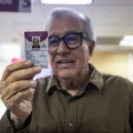 GOBERNADOR ROCHA TRAMITA SU LICENCIA PERMANENTE