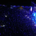 DISFRUTAN CONCIERTO DE PANCHO BARRAZA