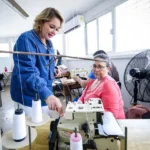 CON ACCIONES QUE TRANSFORMAN