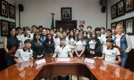 ESTUDIANTES DE CONALEP 1 PARTICIPAN EN PROGRAMA “CONOCE TU AYUNTAMIENTO”