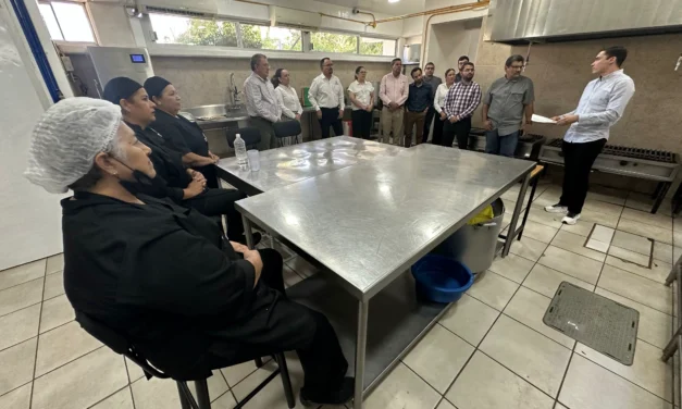 CAPACITAN A PERSONAL DE UNIPOL PARA FORTALECER CONTROL DE CALIDAD E HIGIENE EN ALIMENTOS