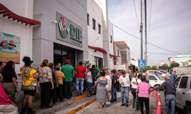 MÁS DE 700 PERSONAS ACUDEN A REGISTRO DE APOYOS DE LENTES Y APARATOS AUDITIVOS EN DIF CULIACÁN