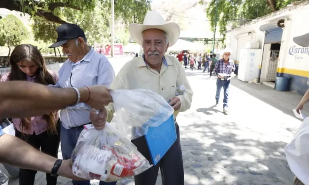 LLEVA DIF SINALOA BRIGADA DEL BIENESTAR A CHARAY, EL FUERTE, CON SERVICIOS GRATUITOS PARA LAS FAMILIAS