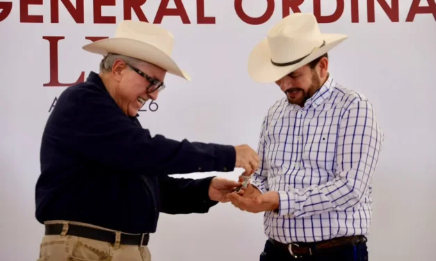 ENTREGA GOBERNADOR ROCHA APOYOS EN EQUIPAMIENTO POR 10 MDP AL SECTOR GANADERO