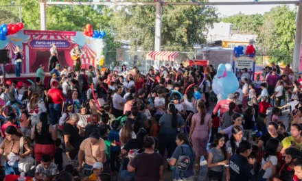FERIA DE LA NIÑEZ LLENA DE ALEGRÍA Y PROMUEVE VALORES EN LA COLONIA ESTHELA ORTIZ